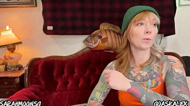 Hot Girls Teach you to Armpit Fart -