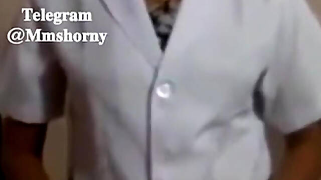 Desi Milf Doctor Affair In Clinic