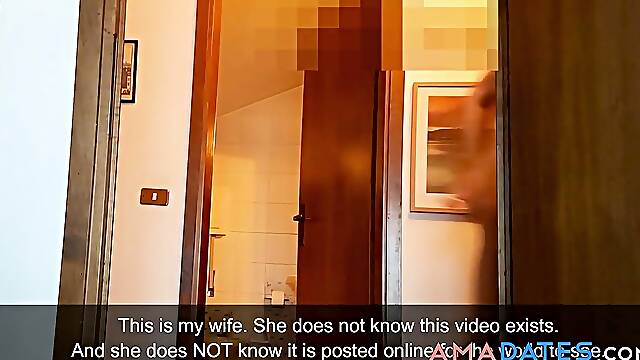Unaware MILF filmed with spy cam - naked in HD