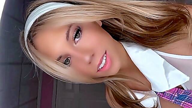 Adolescente Anal (18+) Videos