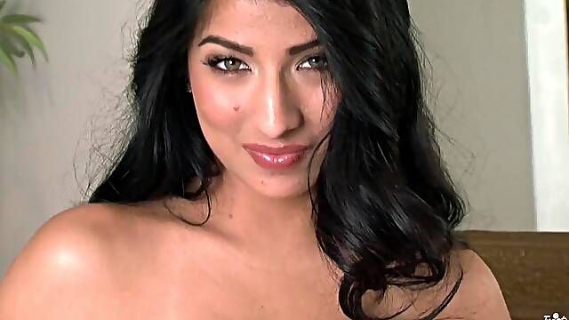 Cite and hot Megan Salinas stripshow and masturbation