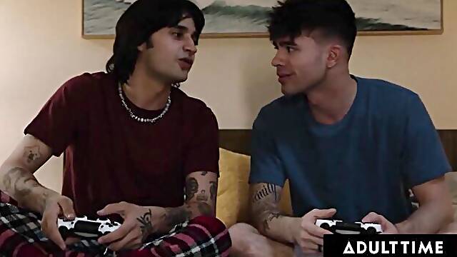 Playful Aderes Quin and Elias Cashs big tits milf clip