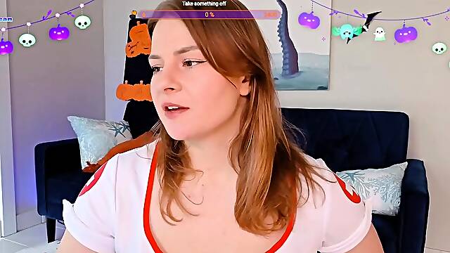 Amateur Jasmin stripping panties and masturbating