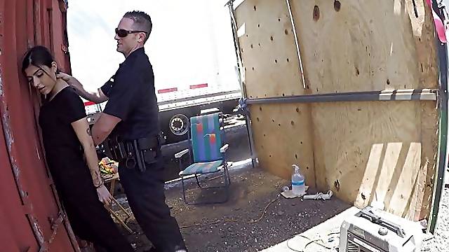 Audrey Royal Flees The Cops And Fucks Her Way To Freedom After Shes Caught