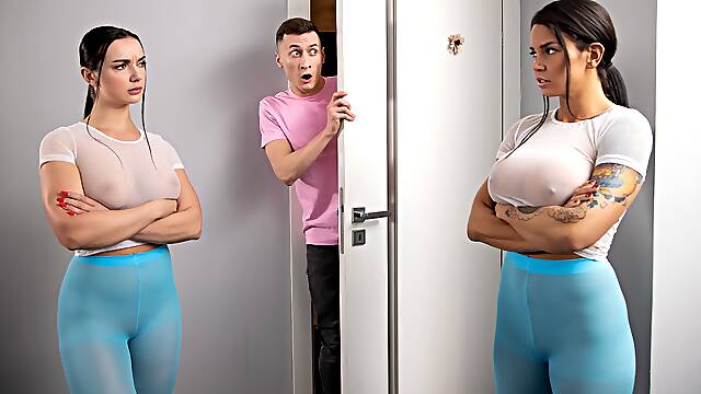 Doppelbanger Video With Charlie Dean, Chloe Lamour - Brazzers