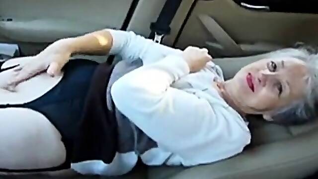 CAR PLAY WIFE