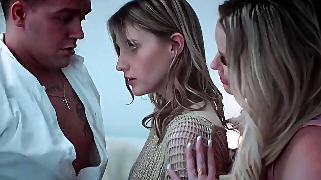 Jenna Starr and Melody Marks in Big Tits Threesome POV