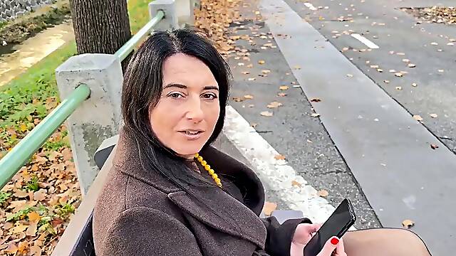 Sexy MILF Fotina Cumshot