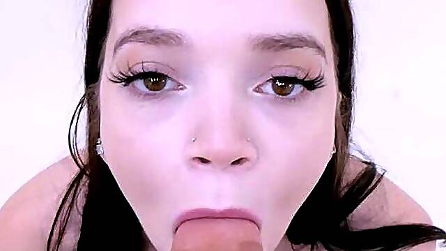 Shoot with Cute Petite Teen Unexpected First Porn Video