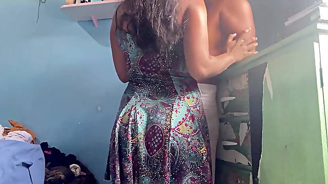 चचेरा भाई वीडियो