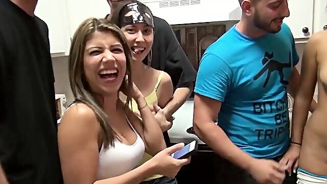 Mofos - Real Slut Party - Crazy Nymphos Want