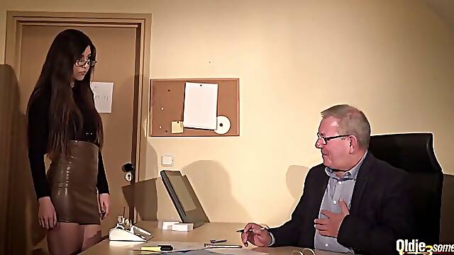 Fresh secretary is about to get banged in the office, until she gets cum in her mouth