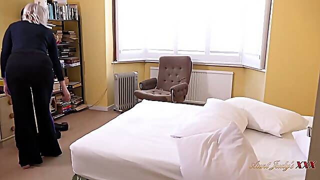 Horny blonde granny Maggie masturbates