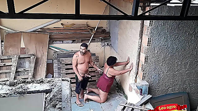 I found out that my girlfriend has sex with strangers for money and I blackmailed her - police