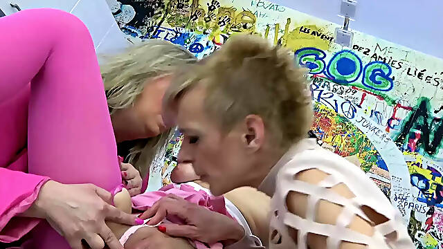 Granny milf and young teen lesbo threesome with strapon