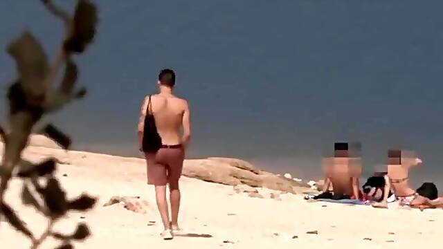 Big Dicked Dude Seduces A Girl At The Nudist Beach