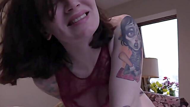 Bettie Bondage In Valentines Day With Mom
