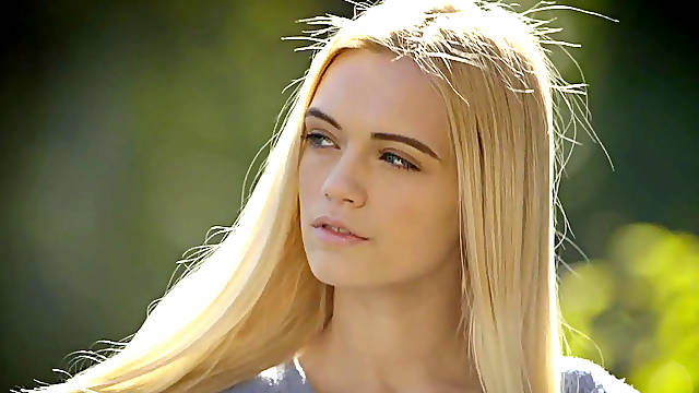 Long haired beauty Alex Grey getting slammed in bed