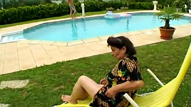 Grabbing and banging a hot granny Marie on the grass