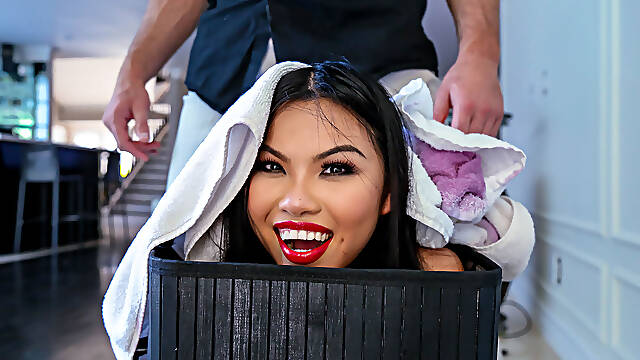 Exotic brunette Cindy Starfall gets fucked good and proper