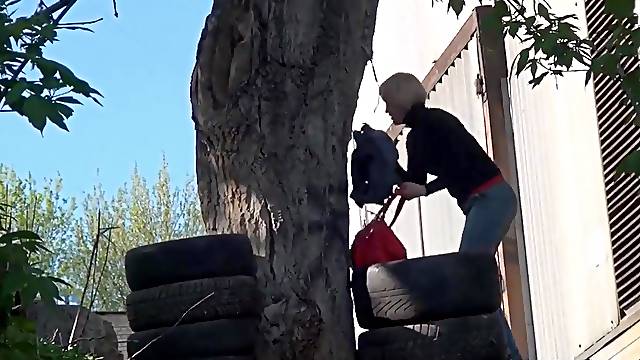 forest pissing