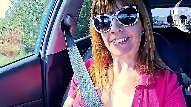 Playing with my vagina during the time that cars passing by, risky public flashing