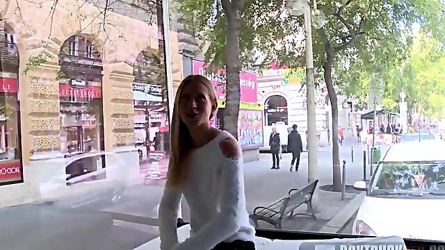 Kiara Lords giving oral pleasure to a model agent