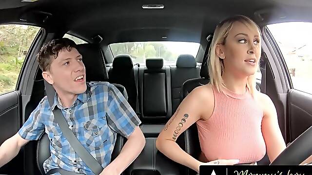 MOMS HUNK - Naturally Stacked Blond mother Id like to fuck Maxim Law Brings Hung Stranger Home To Get Railed