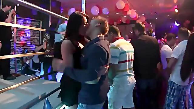 Sinfully party babes dancing and screwing