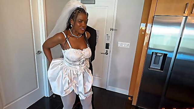 The Most good Chap Gives Raven Swallows a Huge Facial Previous to Her Wedding