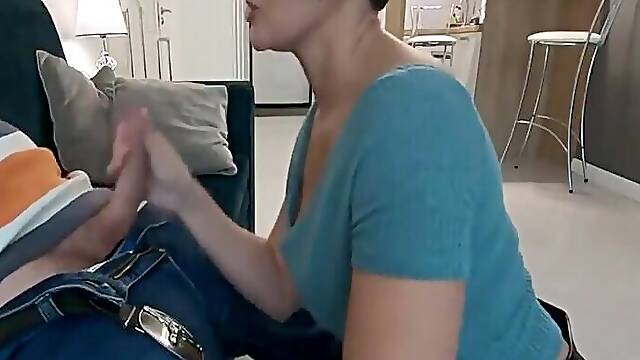 Mama Helps Stepson To Overcome Gf Issues (german amateur)