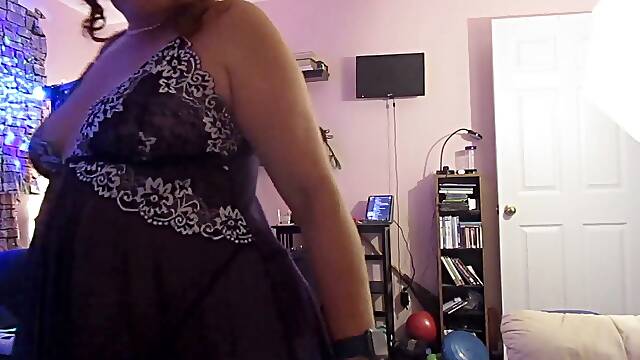 Cuckold Steffi purple grizzly gash dance (alt version)