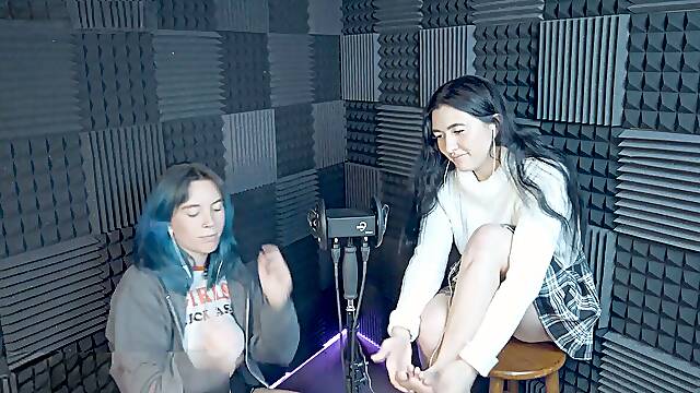 Two friends Experiment with Each other on the ASMR Mic