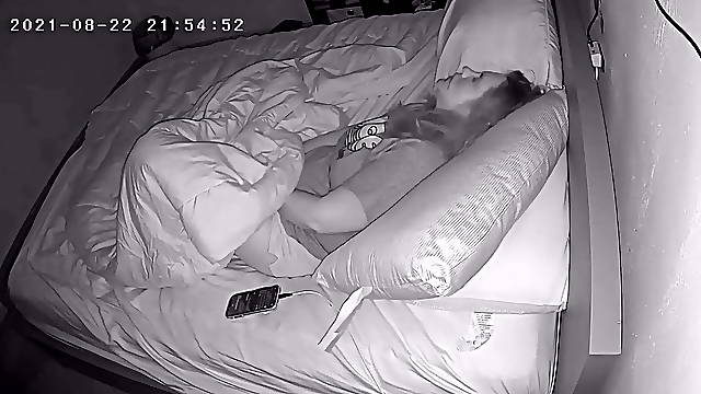 Horny Milf Cums Multiple Times to Satisfy Her Needs