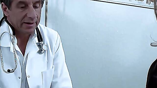 Piss orgy with chief physician in the clinic