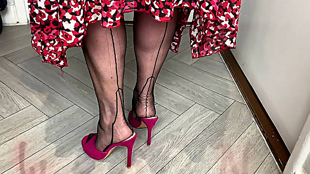 Mrs Mature Feet is just being a tease...