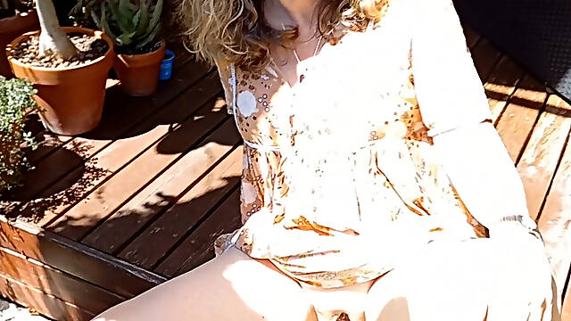 Sunning my vulva