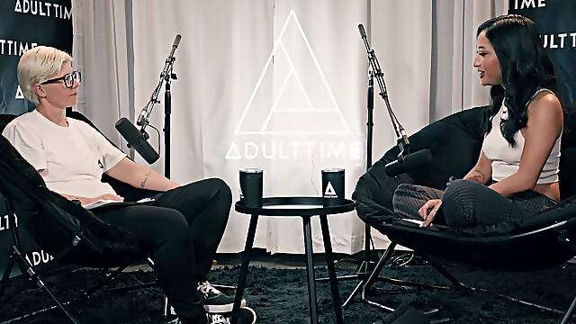 Avery Black Dry Humping, True Crime, &amp; Directing VR Corn the Adult Time Podcast