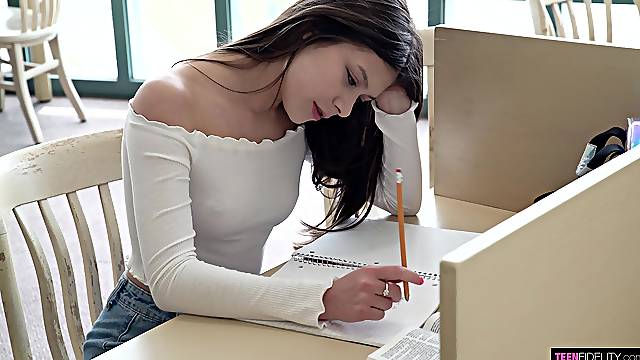 Sweet college babe gets the dick right where she wants it