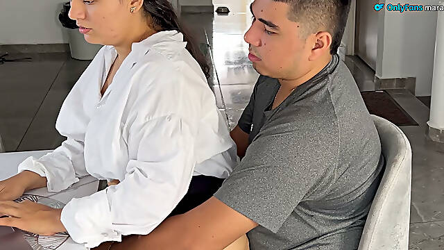 The Girl Seduced the Man at Work, She Didn't Have a Chance...
